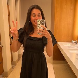 Meet your Posher, Deandra